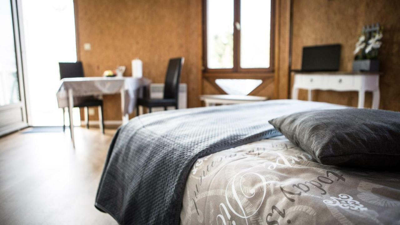 Studios Etape Du Lac Bourbon-Lancy Εξωτερικό φωτογραφία