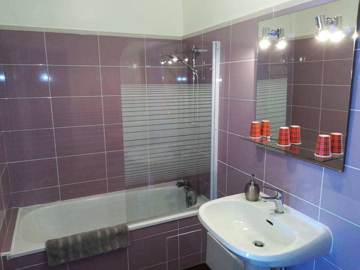 Studios Etape Du Lac Bourbon-Lancy Εξωτερικό φωτογραφία