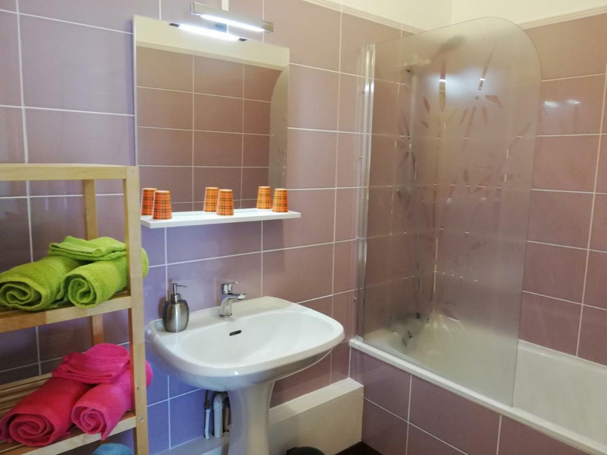 Studios Etape Du Lac Bourbon-Lancy Εξωτερικό φωτογραφία